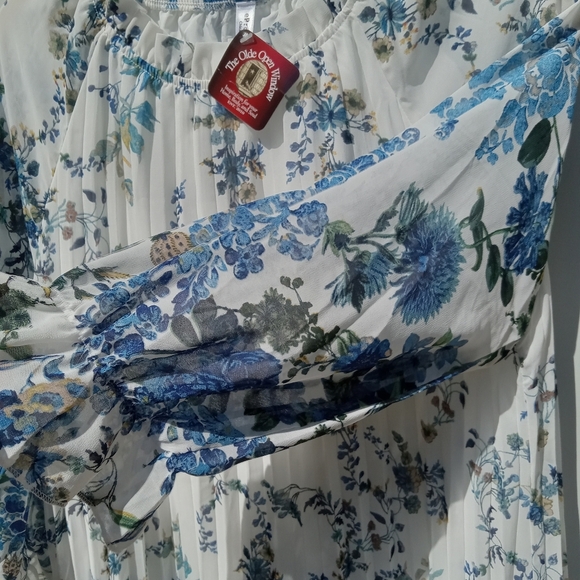 Floral Pleated Chiffon Dress Blue Puff Sleeve Sz Large by ePretty - Picture 5 of 9